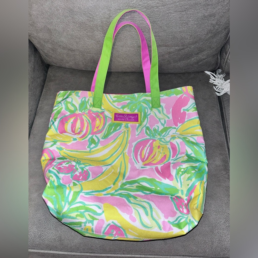 50%offw❤️ Lily Pulitzer x Estée Lauder Floral Boho Cottage Country Tote was $50